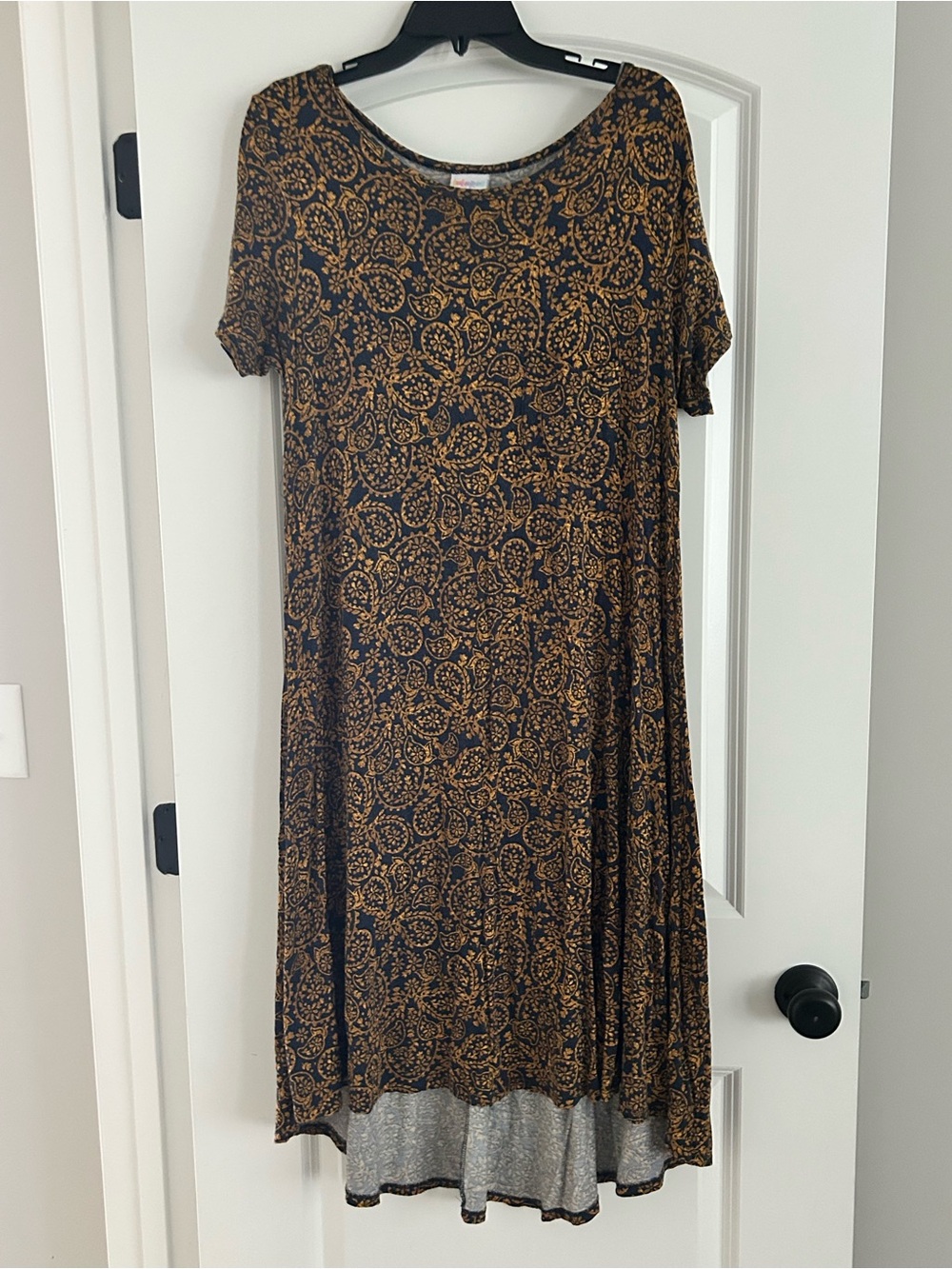 LuLaRoe Carly Short Sleeve Navy and Gold Paisley Swing Dress